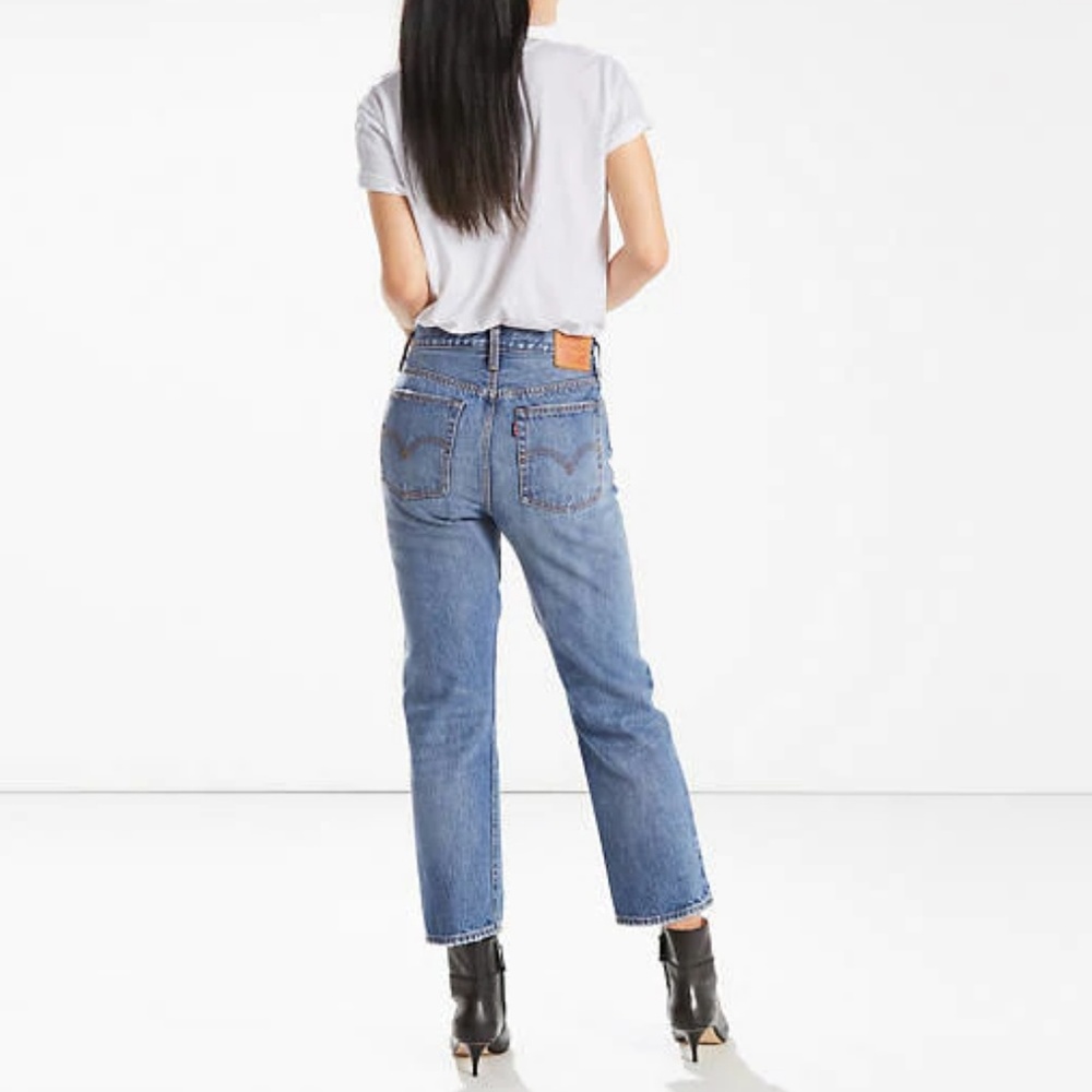 Levi's Wedgie Fit Straight Jeans - Picture 5 of 7